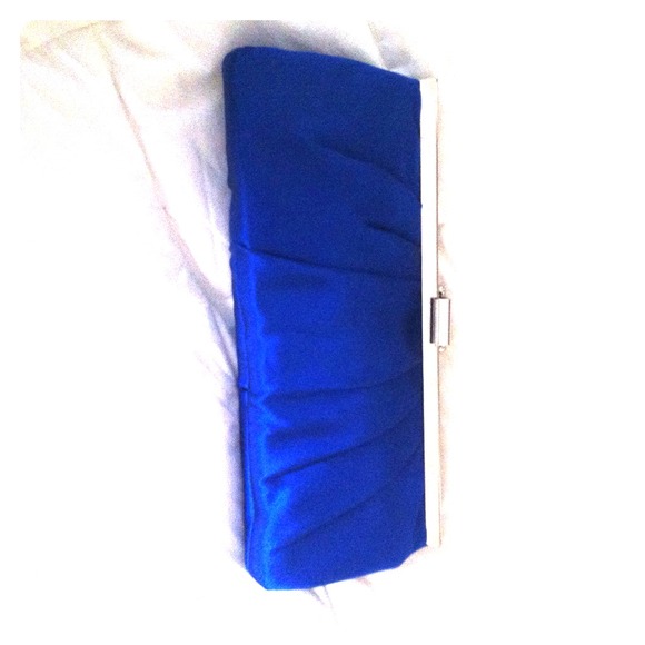 Jessica McClintock Clutch - Picture 1 of 3