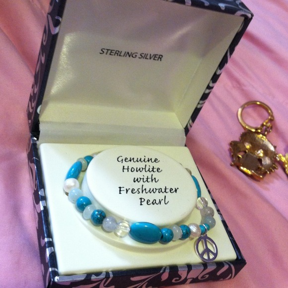 Adorable bracelet.