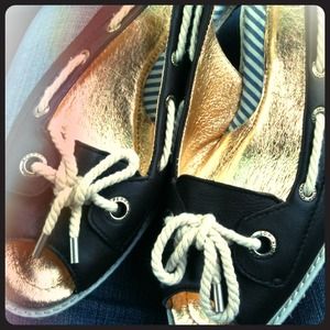 Summer Sale -20% off.  Used Sperry Topsider shoes.