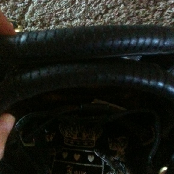 juicy couture handbag (SOLD) - Picture 2 of 4