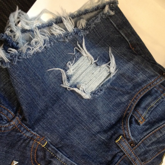 Distressed studded denim factory shorts - Picture 3 of 4