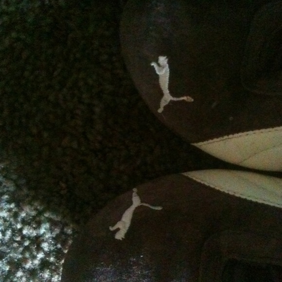 puma sneakers - Picture 2 of 3