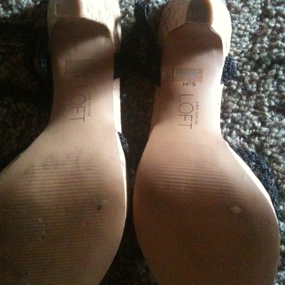 ann taylor loft heels - Picture 3 of 3