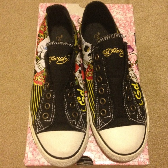 Low rise shoes bundle. Both pairs