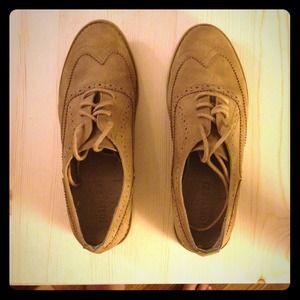 *HOLD for @miss_sunshine*Size 6 Oxford style shoes