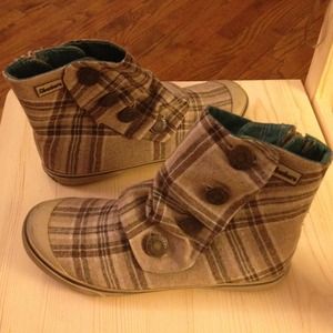 *RESERVED* for @ceverhart Brown Plaid Ankle Boot