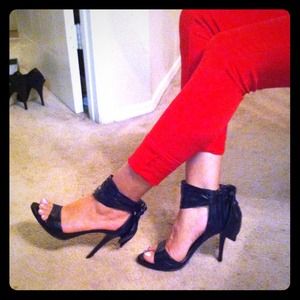 Reserved for @maghannnmtie shoe and pant bundle.