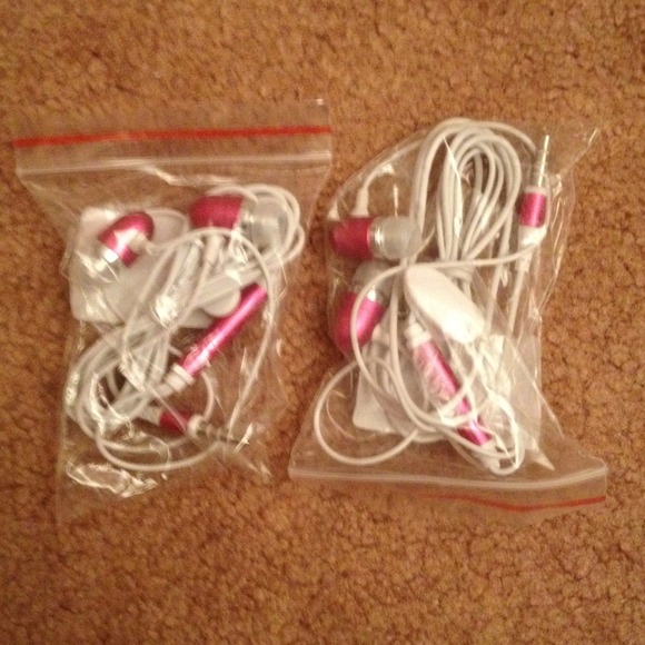 *solldddd** Hot Pink Headphones