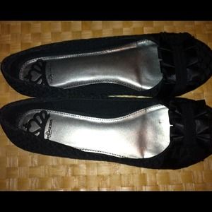 Fergalicious Black ballet flats