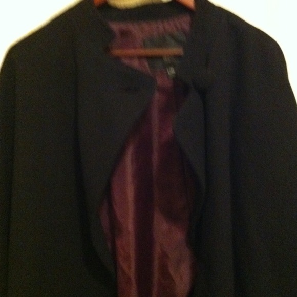 Mossimo black cape - Picture 3 of 3