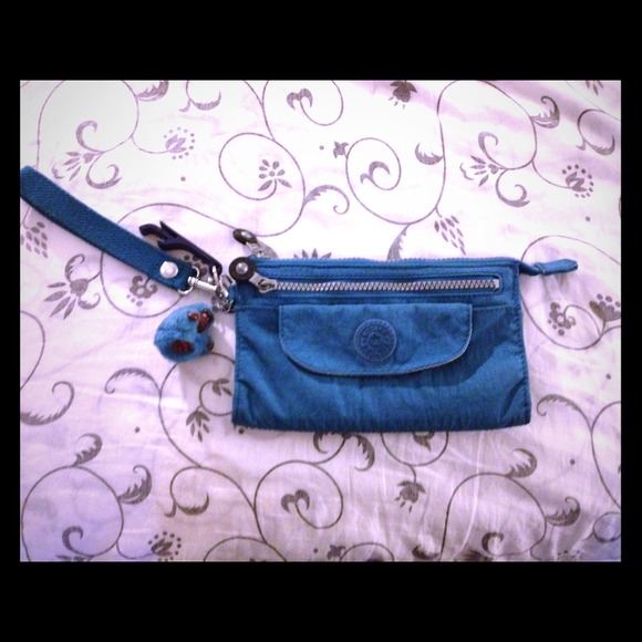 Turquoise Kipling Casual Clutch/wallet organizer