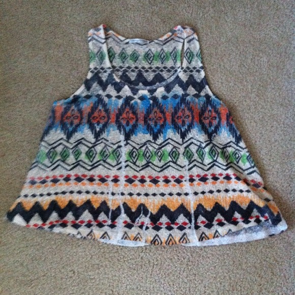 Artsy top