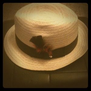 *****Sold******Cute n Sassy Dob Hat~