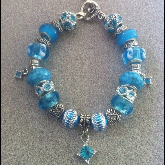 Aqua Rhinestone Pendant Drop Charm Bracelet