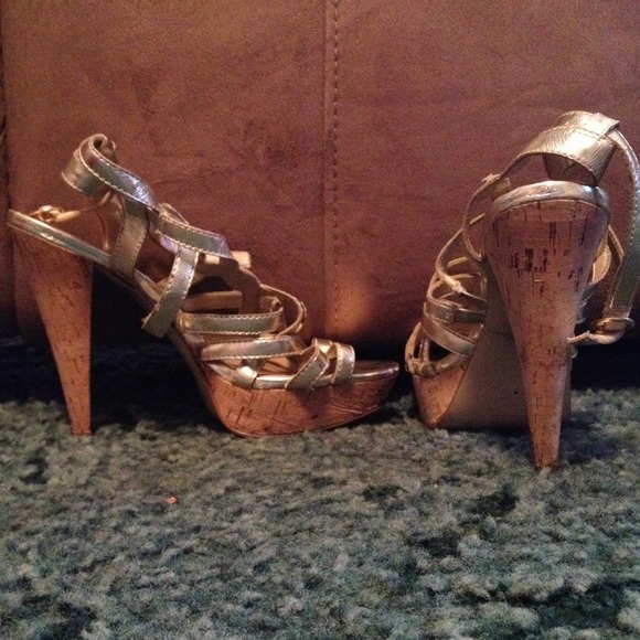 High heels, - Picture 3 of 4