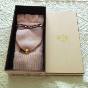 ⬇⬇⬇Juicy couture fingerless gloves