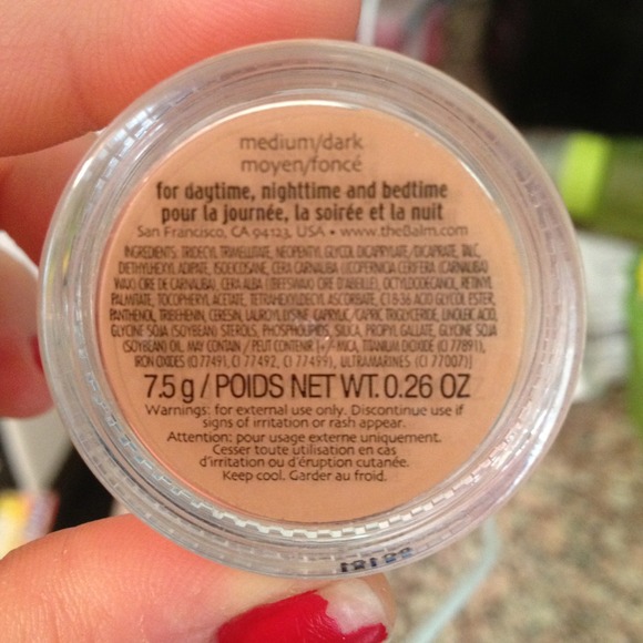 Concealer from Sephora! Too dark for me - Picture 2 of 3