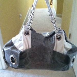 adorable nicole lee purse!