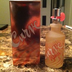 New Curve wave perfume