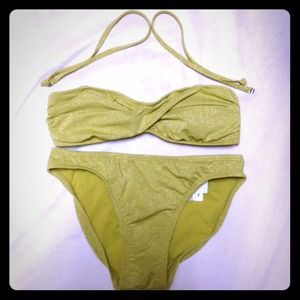 NWOT Hilfiger XS 2 piece swimsuit