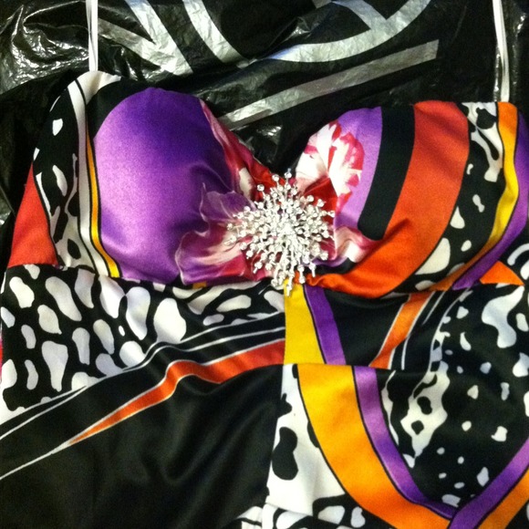 Cache gown - Picture 2 of 2