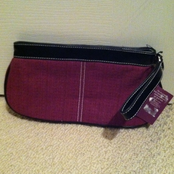 Victoria's Secret Red and Black Clutch (NEW!) - Picture 1 of 3