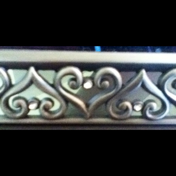 🎉YAY🎉@ayoota23 my1000th follower is GIFTED FRAME - Picture 2 of 3