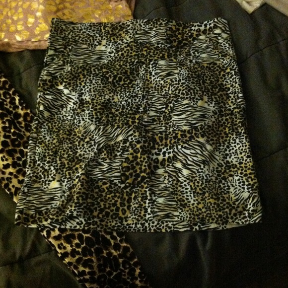 Leopard print package deal!😃 - Picture 3 of 4