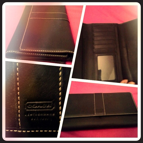 Coach tri fold wallet