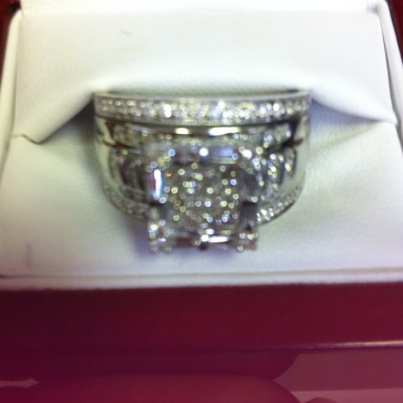 2 in a half carat engagement ring