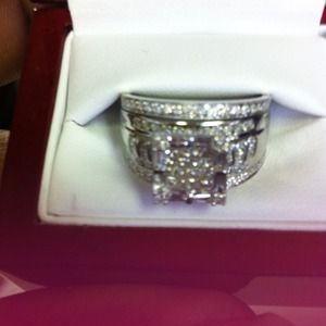 2 in a half carat diamond ring