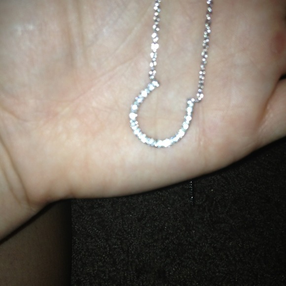 **SOLD** Crystallized horseshoe necklace