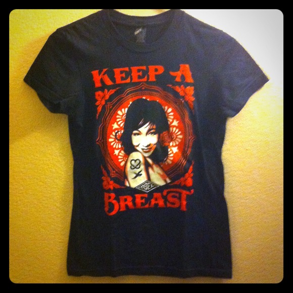 ✨REDUCED✨ OBEY Keep A Breast Shirt