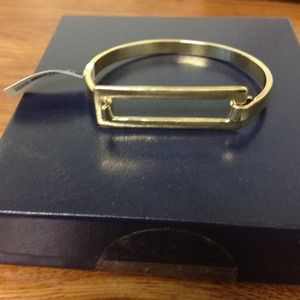Nwt banana republic gold bracelet