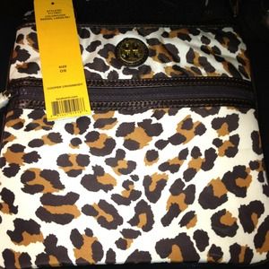 Nwt Tory burch cooper cross body bag
