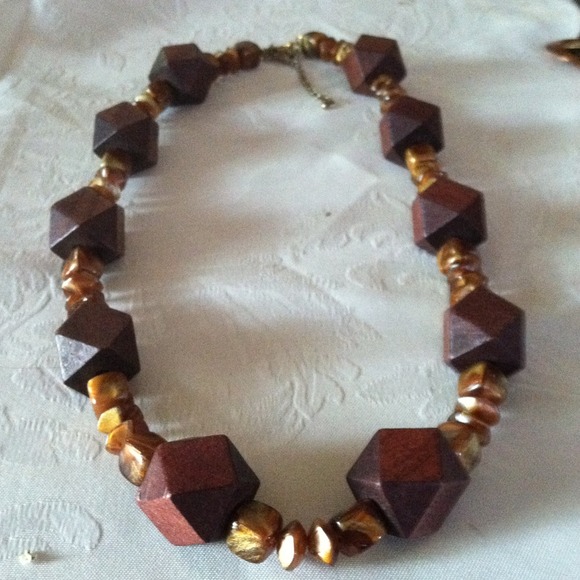 Wooden, Stone Necklace Adjustable - Picture 3 of 4