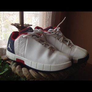 ✨Reserved for shop74✨Like new Jordans