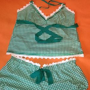 New! W/O tags VICTORIA SECRET pajama Sz L