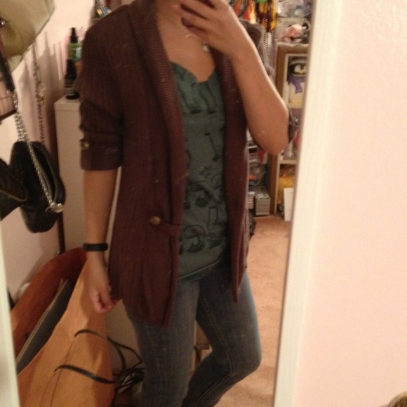 Brown Light sweater Sz XL