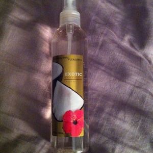 💢SOLD💢 BBW Exotic Coconut body splash