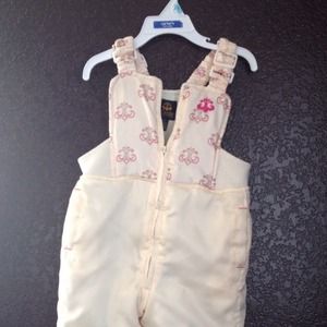 ❌SOLD❌ 2T snowsuit with coat!!