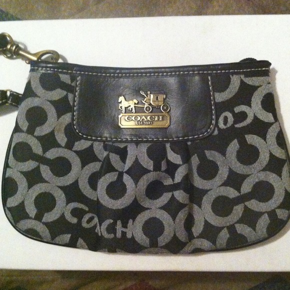 Bundle for Angie608 Coach inspired wristlet.