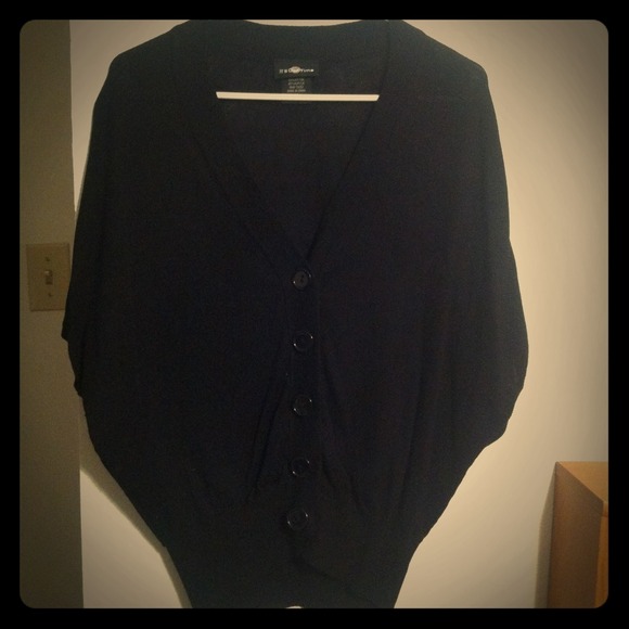💛*SOLD*Black slouchy cover up