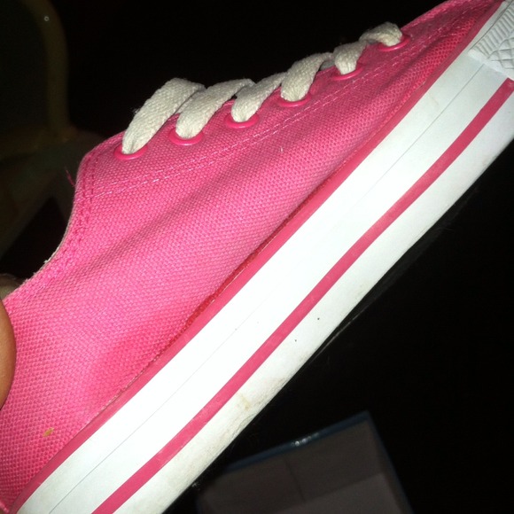 💗SOLD💗 Womens Pink Tennis Shoes