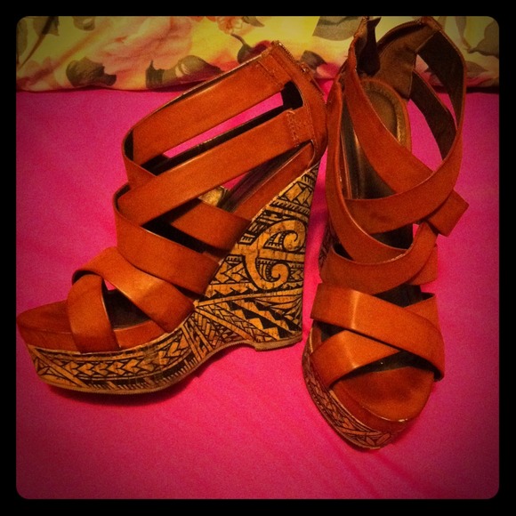 Poly tribal (customized) brown wedges