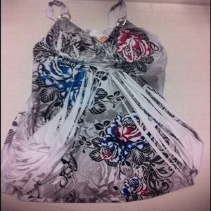 Reserved** Wild floral top