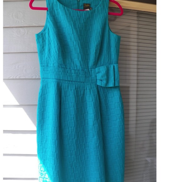 Taylor of Neiman Marcus Turquoise dress