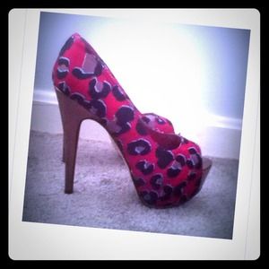 Sexy red shoes!!!