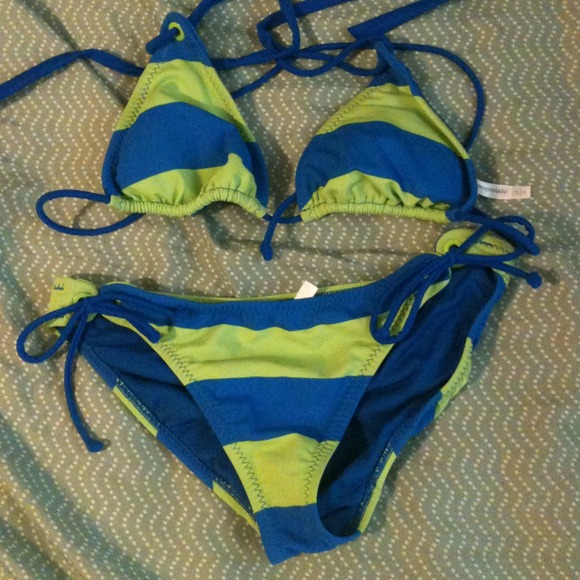 Trade with @musicmonkey suit, shirt, and pin!