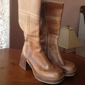 Skechers Leather boots